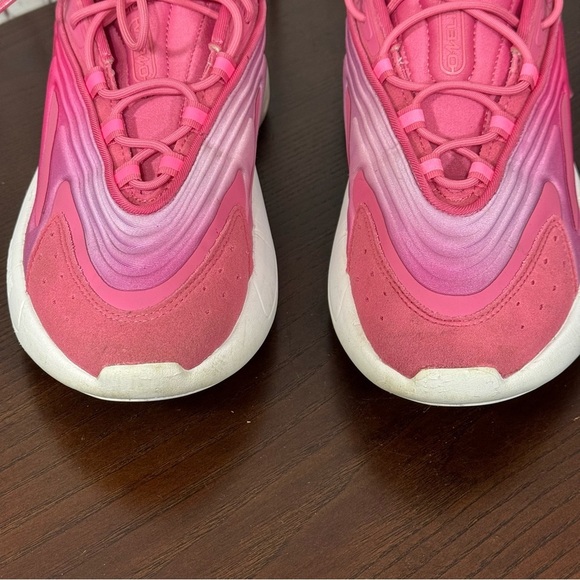 Adidas Ozweego women’s Pink Sneakers Size 7 EUC - Picture 15 of 16